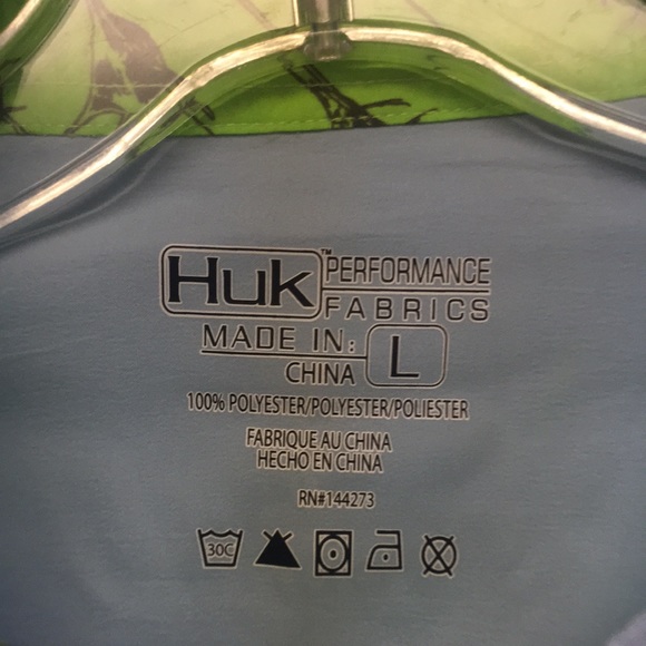 Huk Phenom LS Fishing Shirt - Picture 4 of 6